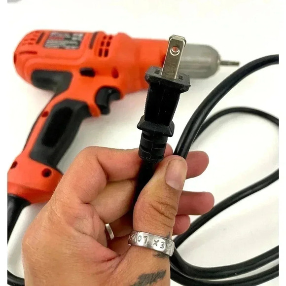 Black & Decker 6 Amp 3/8" 1500 RPM Corded Electric Drill Model DR340 Works - Picture 9 of 9